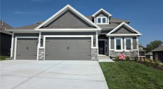 Homes for Sale in Kansas City, MO 64156 | 7004 NE 102nd Court