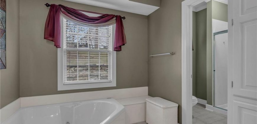 Homes for Sale in Gladstone, MO 64119 | 7605 N Chestnut Avenue