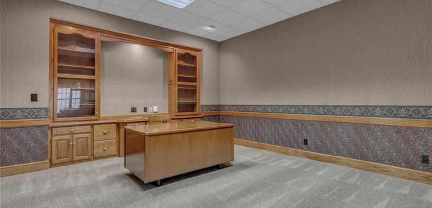 Homes for Sale in Gladstone, MO 64119 | 7605 N Chestnut Avenue