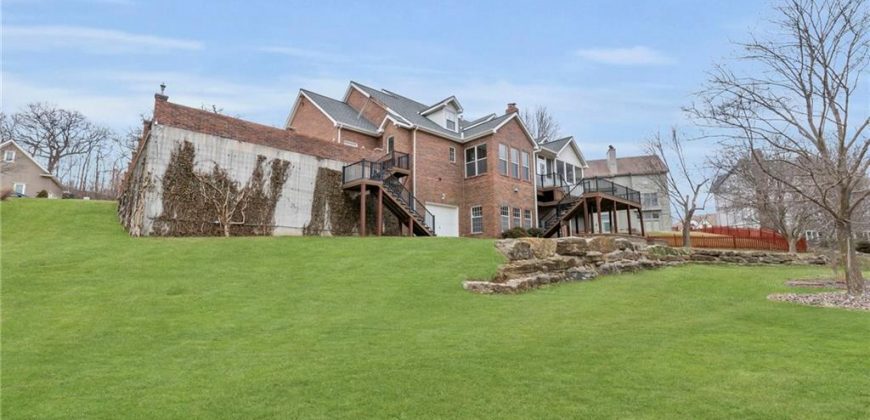 Homes for Sale in Gladstone, MO 64119 | 7605 N Chestnut Avenue