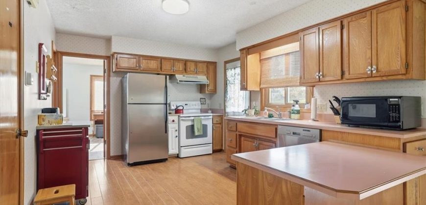 Homes for Sale in Pleasant Valley, MO 64068 | 7008 N Elm Street