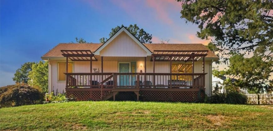 Homes for Sale in Pleasant Valley, MO 64068 | 7008 N Elm Street