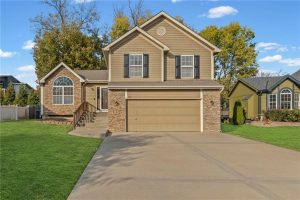 708-NE-99TH-Street-mls-2583412-image-1