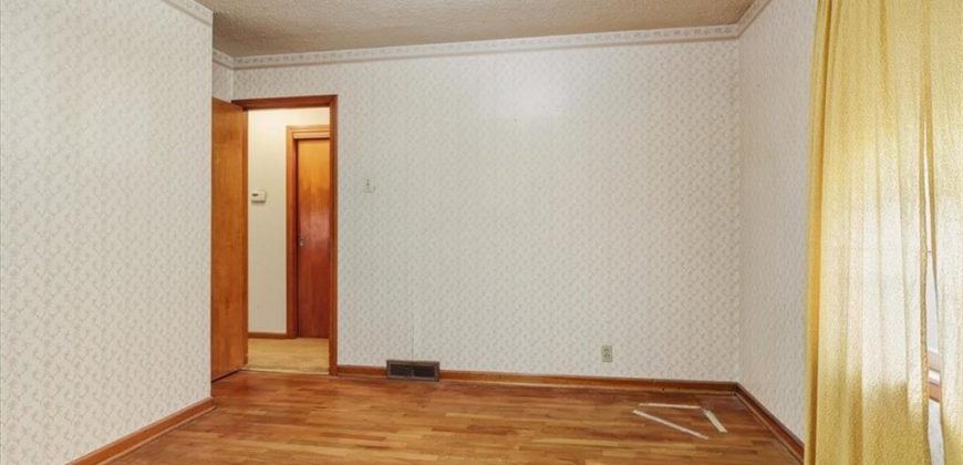 Homes for Sale in Kansas City, MO 64118 | 6 NE 82nd Street