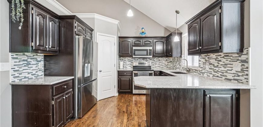 Homes for Sale in Kansas City, MO 64154 | 5501 NW 90th Street