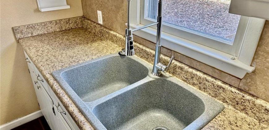 Homes for Sale in Kansas City, MO 64117 | 4720 NE 47th Street