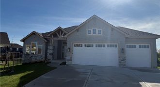 Homes for Sale in Riverside, MO 64150 | 4604 NW Luna Piena Way