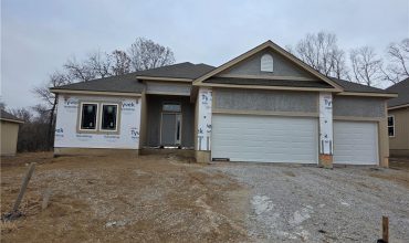 Homes for Sale in Kansas City, MO 64154 | 9427 N Belton Avenue