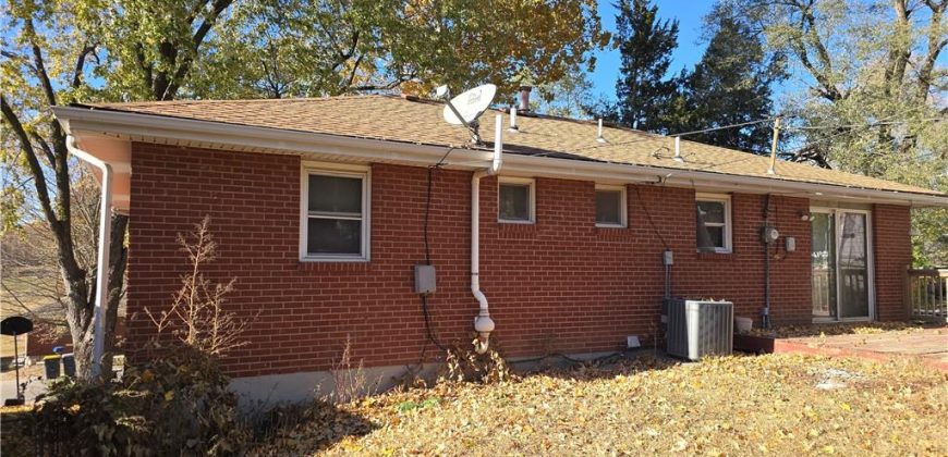 Homes for Sale in Kansas City, MO 64119 | 4947 N Newton Avenue