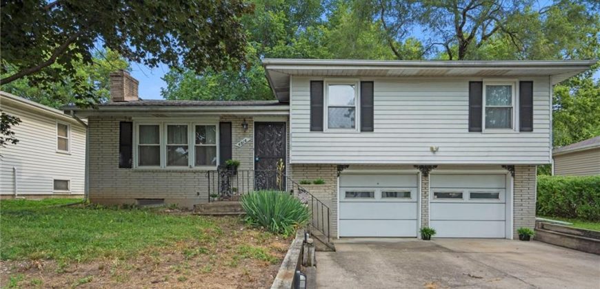 Homes for Sale in Kansas City, MO 64117 | 4814 NE 46th Terrace