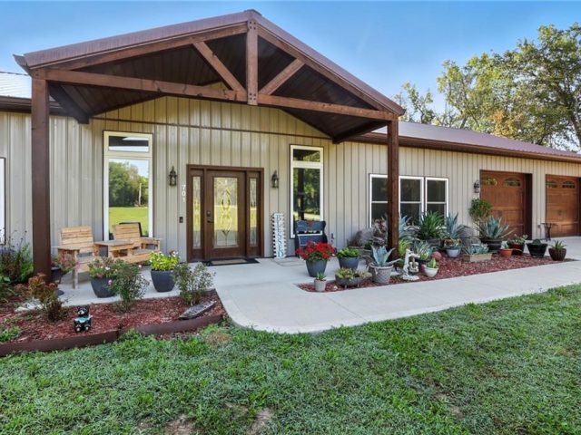 Homes for Sale in Smithville, MO 64089 | 701 NW 176th Street