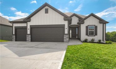 Homes for Sale in Liberty, MO 64068 | 1059  Fir Lane