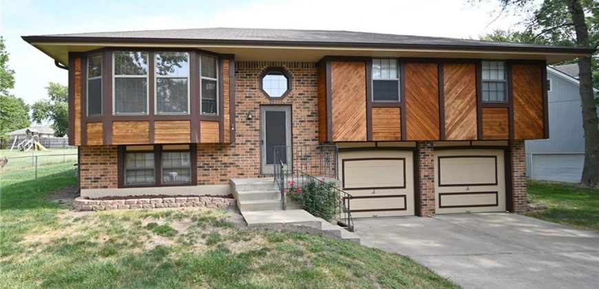 Homes for Sale in Kansas City, MO 64155 | 11433 N Highland Avenue