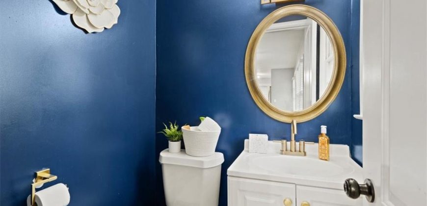 Homes for Sale in Gladstone, MO 64118 | 7104 N Baltimore Avenue