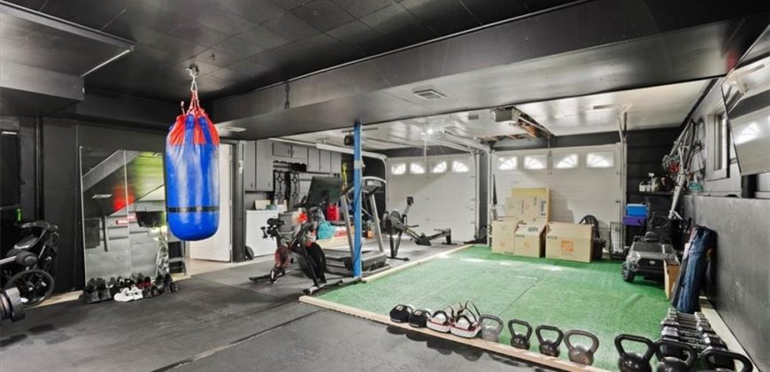 Homes for Sale in Gladstone, MO 64118 | 7104 N Baltimore Avenue