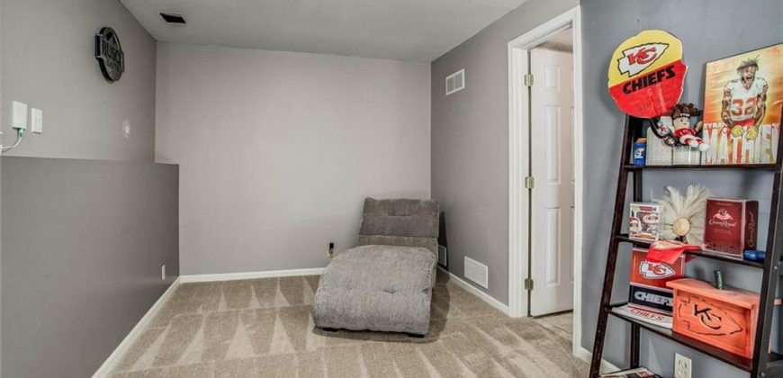 Homes for Sale in Smithville, MO 64089 | 14620  Shamrock Way