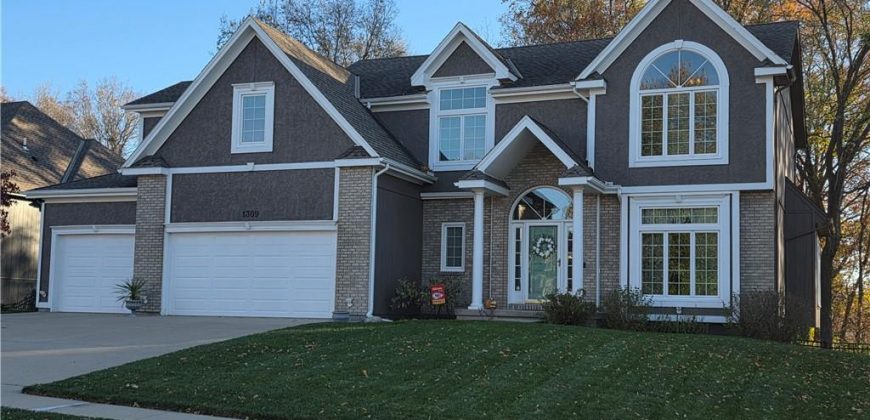 Homes for Sale in Kansas City, MO 64155 | 1309 NE 92nd Street