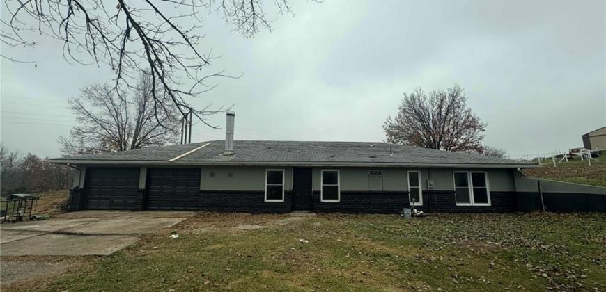 Homes for Sale in Excelsior Springs, MO 64024 | 28200 NE 160th Street