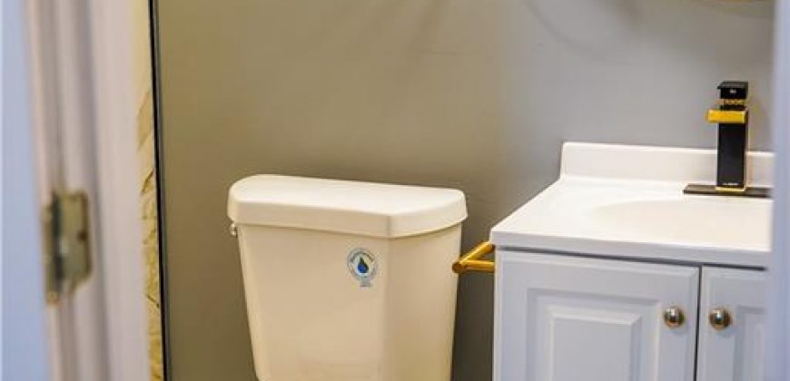 Homes for Sale in Kansas City, MO 64151 | 7412 N Strathbury Avenue