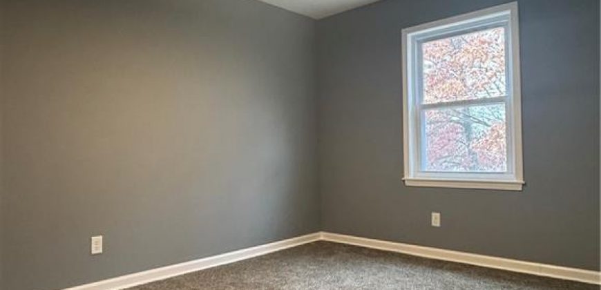 Homes for Sale in Kansas City, MO 64151 | 7412 N Strathbury Avenue