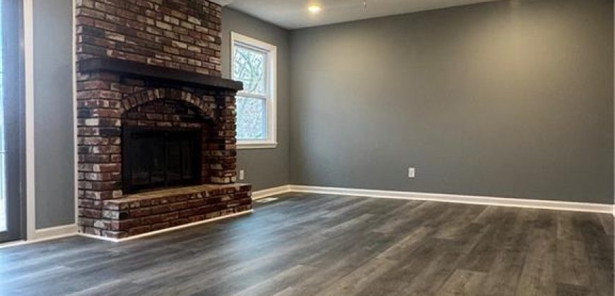 Homes for Sale in Kansas City, MO 64151 | 7412 N Strathbury Avenue