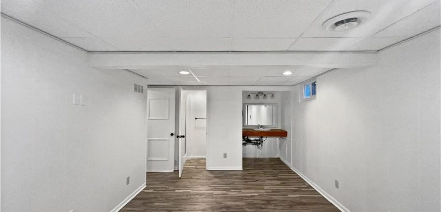 Homes for Sale in Kansas City, MO 64151 | 7821 N Overland Drive