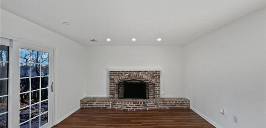 Homes for Sale in Kansas City, MO 64151 | 7821 N Overland Drive