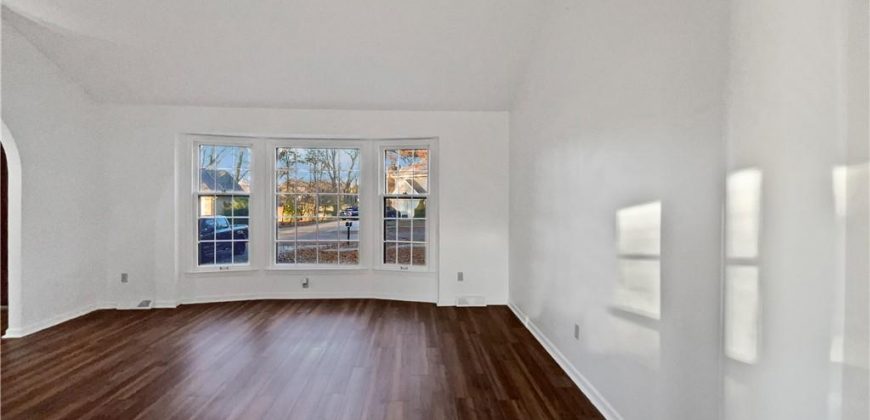 Homes for Sale in Kansas City, MO 64151 | 7821 N Overland Drive