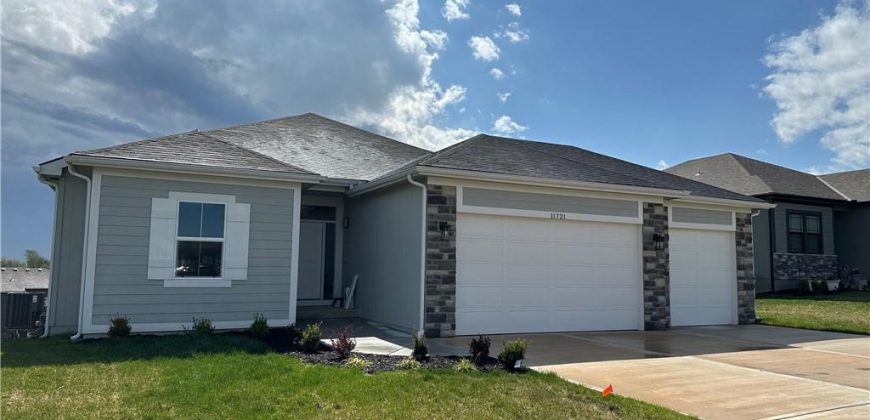 Homes for Sale in Kansas City, MO 64157 | 11721 N Lane Avenue