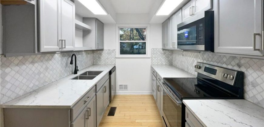 Homes for Sale in Kansas City, MO 64152 | 7518  76th Place