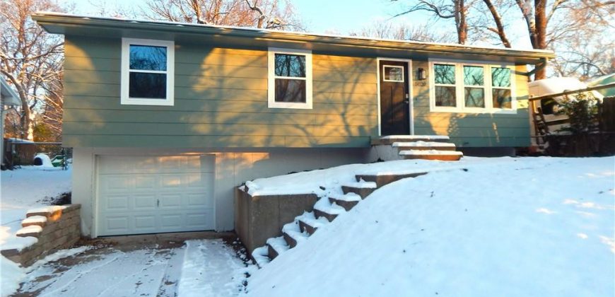 Homes for Sale in Kansas City, MO 64119 | 5820 NE 60th Street