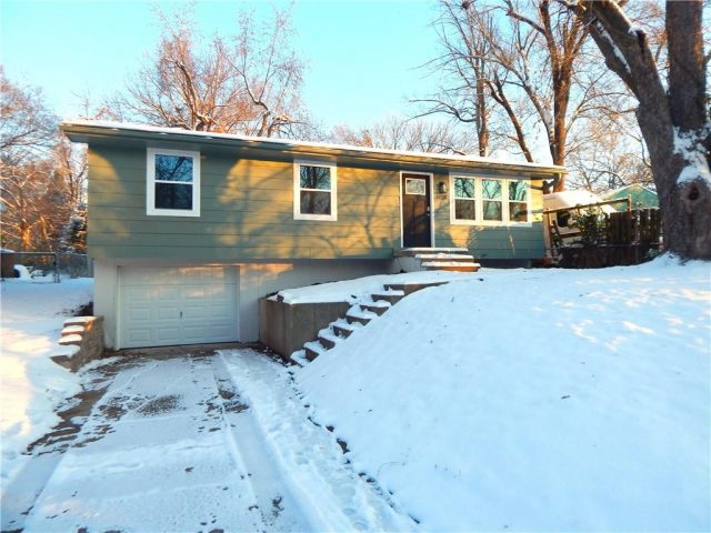 Homes for Sale in Kansas City, MO 64119 | 5820 NE 60th Street