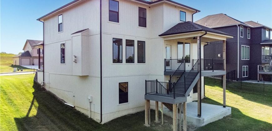 Homes for Sale in Platte City, MO 64079 | 2500  Windmill Drive