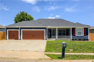 1904--Shirley-Court-mls-2565212-image-1