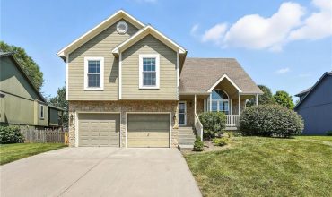 Homes for Sale in Kansas City, MO 64157 | 8002 NE 111th Terrace