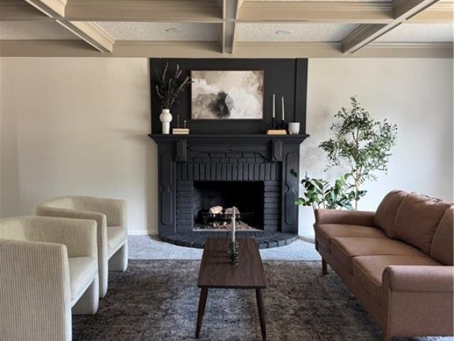 Homes for Sale in Liberty, MO 64068 | 1124  Amesbury Avenue