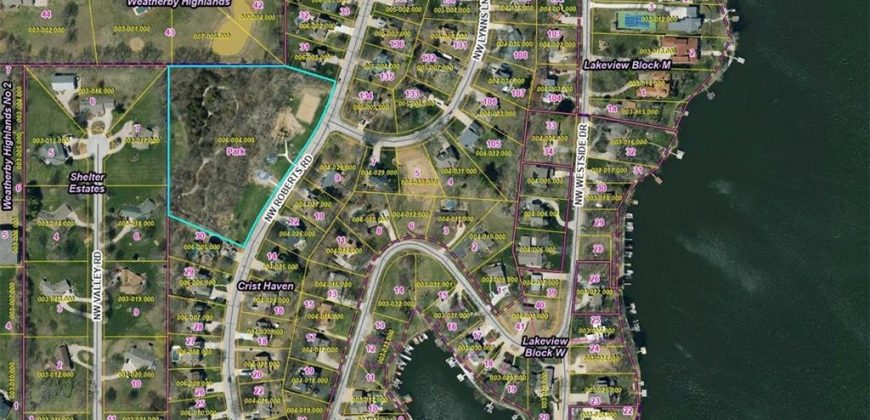 Homes for Sale in Weatherby Lake, MO 64152 | 7610 NW Westside Drive