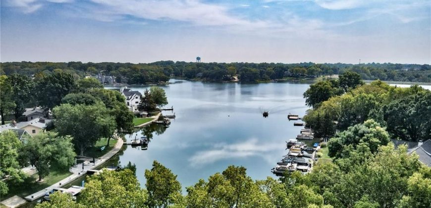 Homes for Sale in Weatherby Lake, MO 64152 | 7610 NW Westside Drive