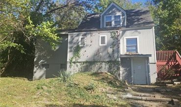 Homes for Sale in Kansas City, MO 64151 | 5301 NW Waukomis Drive