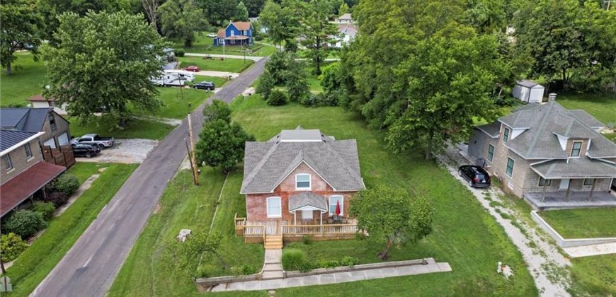 Homes for Sale in Edgerton, MO 64444 | 306  Lewis Street