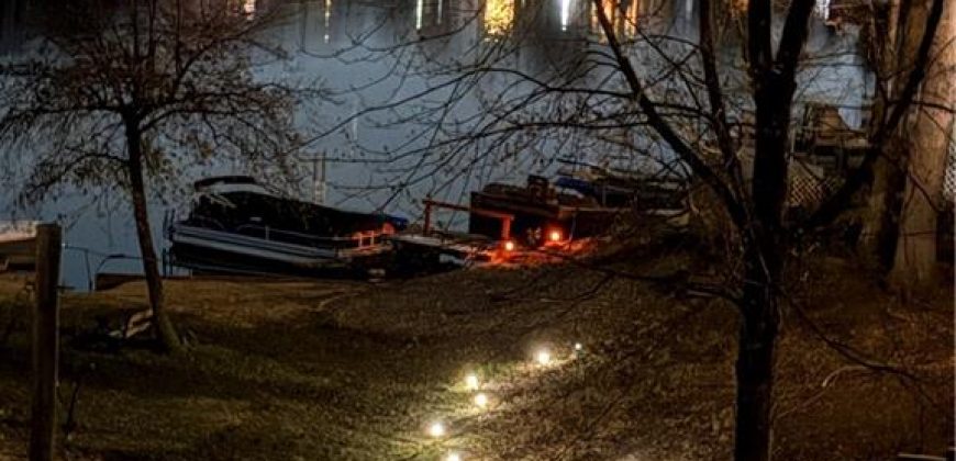 Homes for Sale in Lake Waukomis, MO 64151 | 779 NW SOUTH SHORE Drive