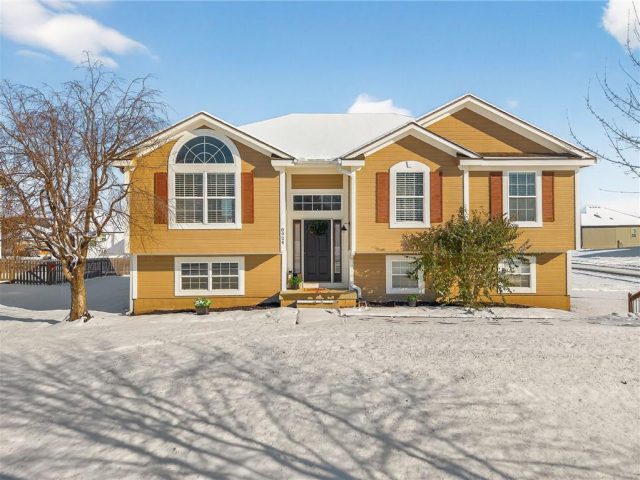 Homes for Sale in Kansas City, MO 64157 | 8924 NE Paw Paw Drive