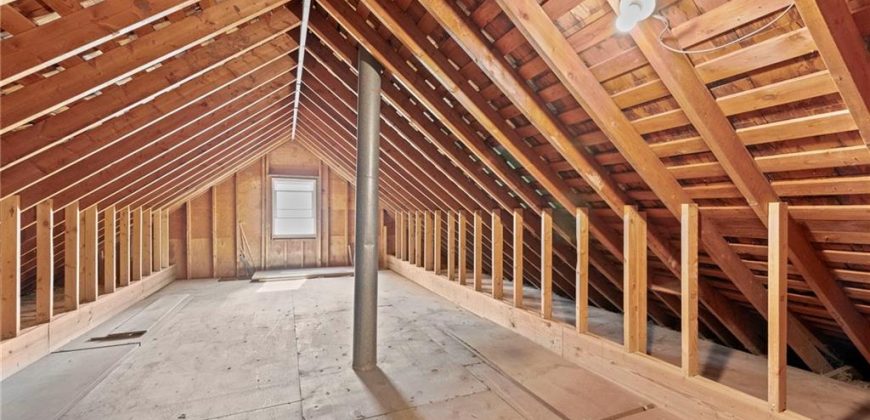 Homes for Sale in Gladstone, MO 64119 | 3511 NE 61st Terrace