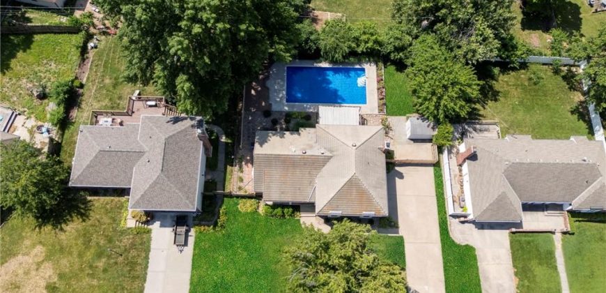 Homes for Sale in Gladstone, MO 64119 | 3511 NE 61st Terrace