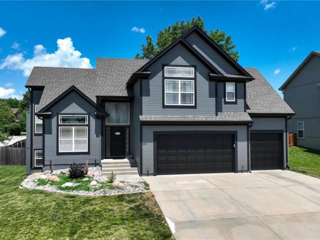 Homes for Sale in Kansas City, MO 64157 | 8500 NE 99th Terrace