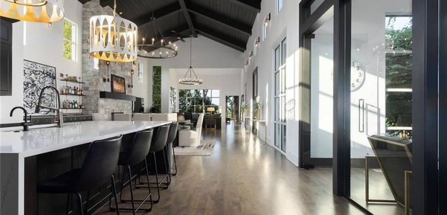 Homes for Sale in Parkville, MO 64152 | 6949  Watson’s Country Lane