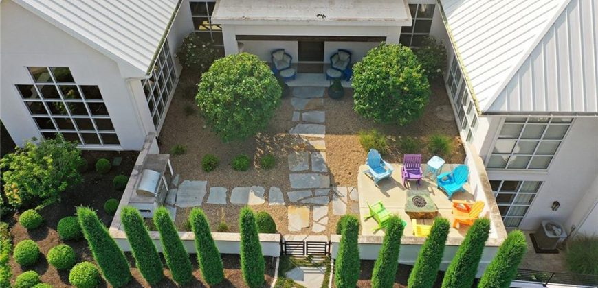 Homes for Sale in Parkville, MO 64152 | 6949  Watson’s Country Lane