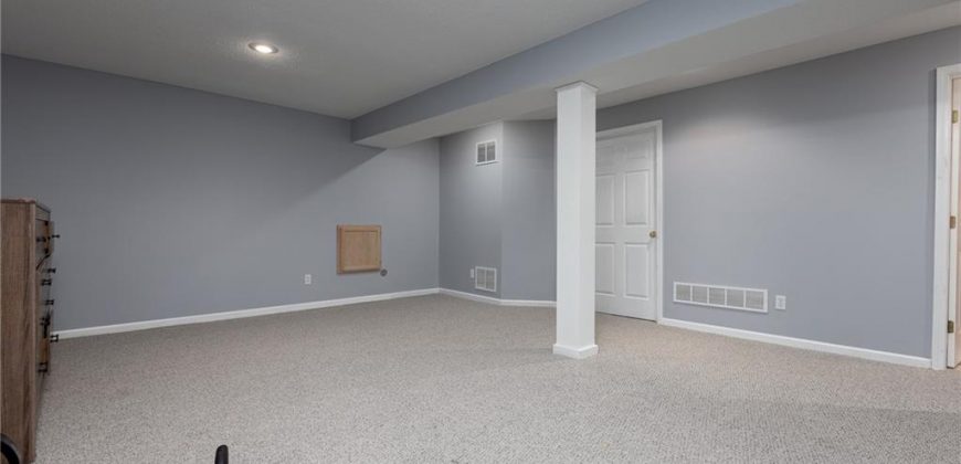 Homes for Sale in Liberty, MO 64068 | 1327  Easton Court