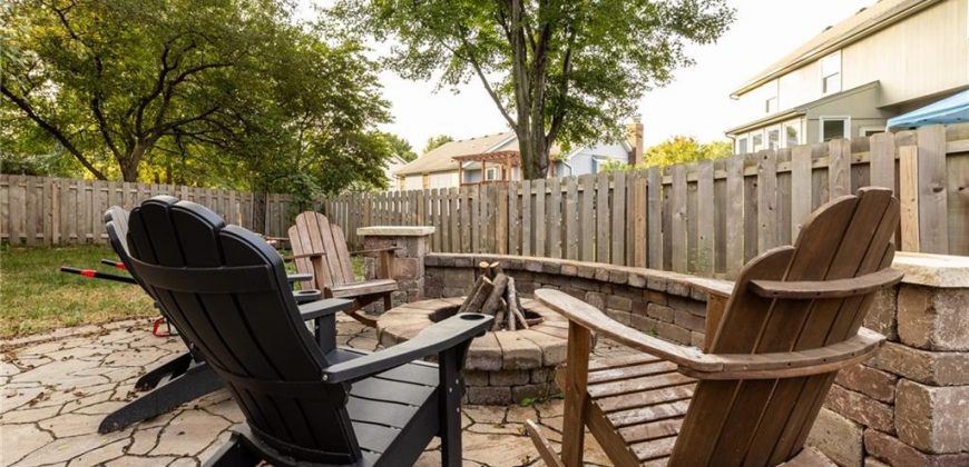 Homes for Sale in Liberty, MO 64068 | 1327  Easton Court