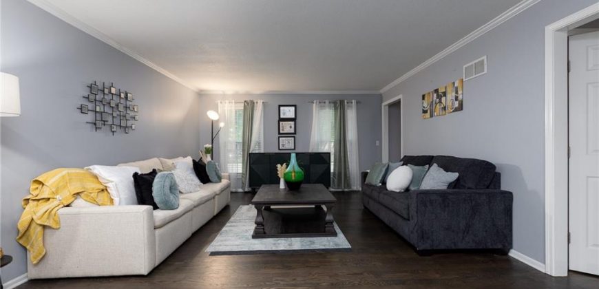 Homes for Sale in Liberty, MO 64068 | 1327  Easton Court